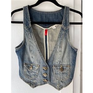 H&M Cropped Denim fitted vest. Size 6